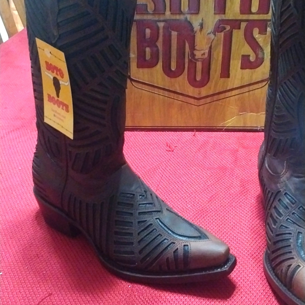 Brand New Women's Cowgirl/Cowboy Boots size 5.5